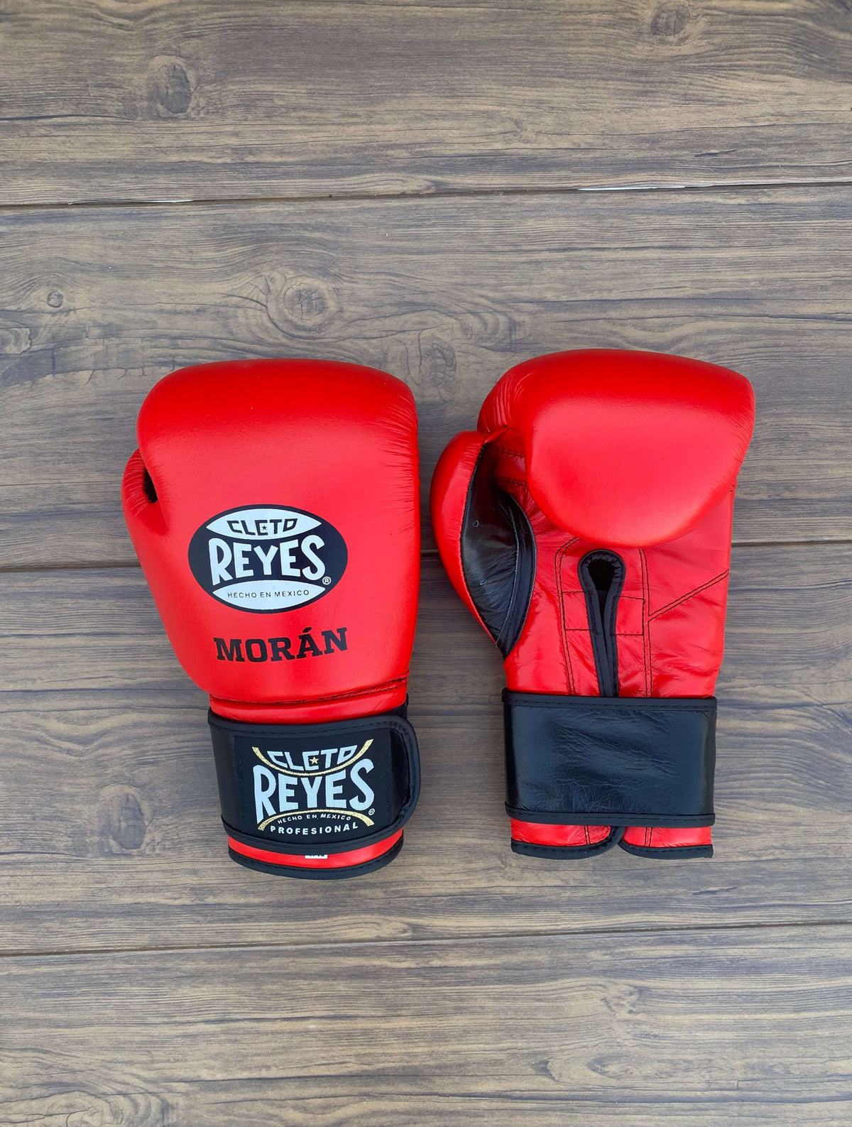 Cleto Reyes Red/Black Boxing Gloves Durable Sparring Gloves Front View