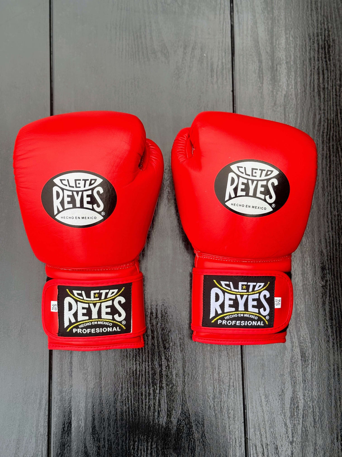 Cleto Reyes Red Boxing Gloves 14oz Genuine Leather Training Gloves Back View