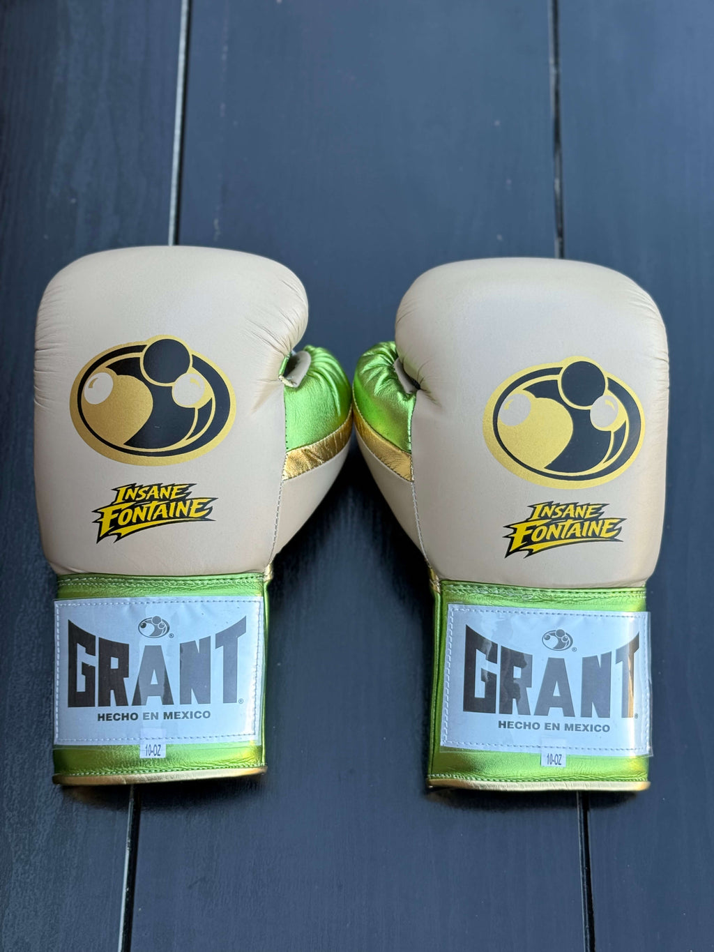 Grant Boxing Gloves Beige/Green/Gold Training Gloves Back View