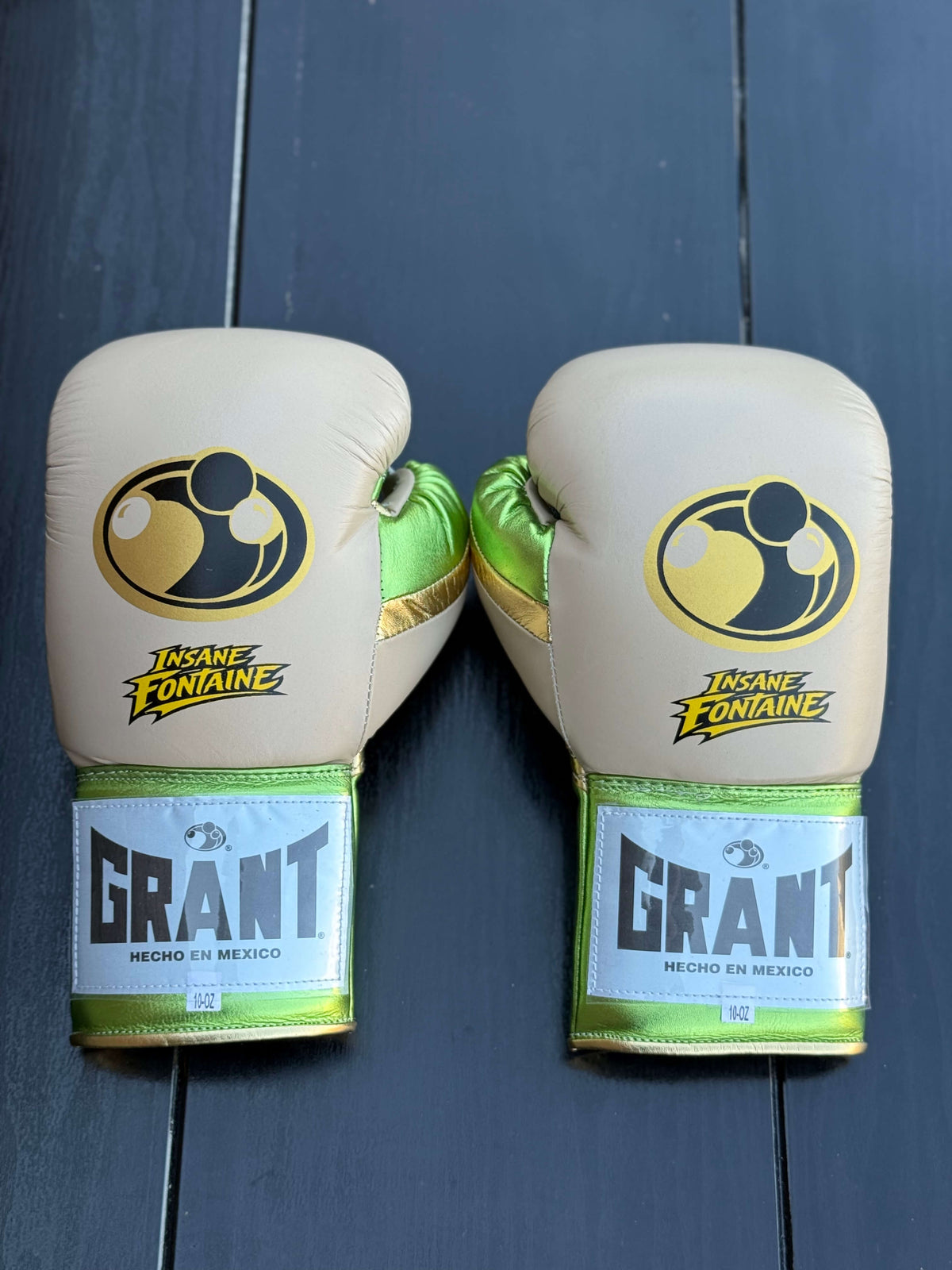 Grant Boxing Gloves Beige/Green/Gold Training Gloves Back View