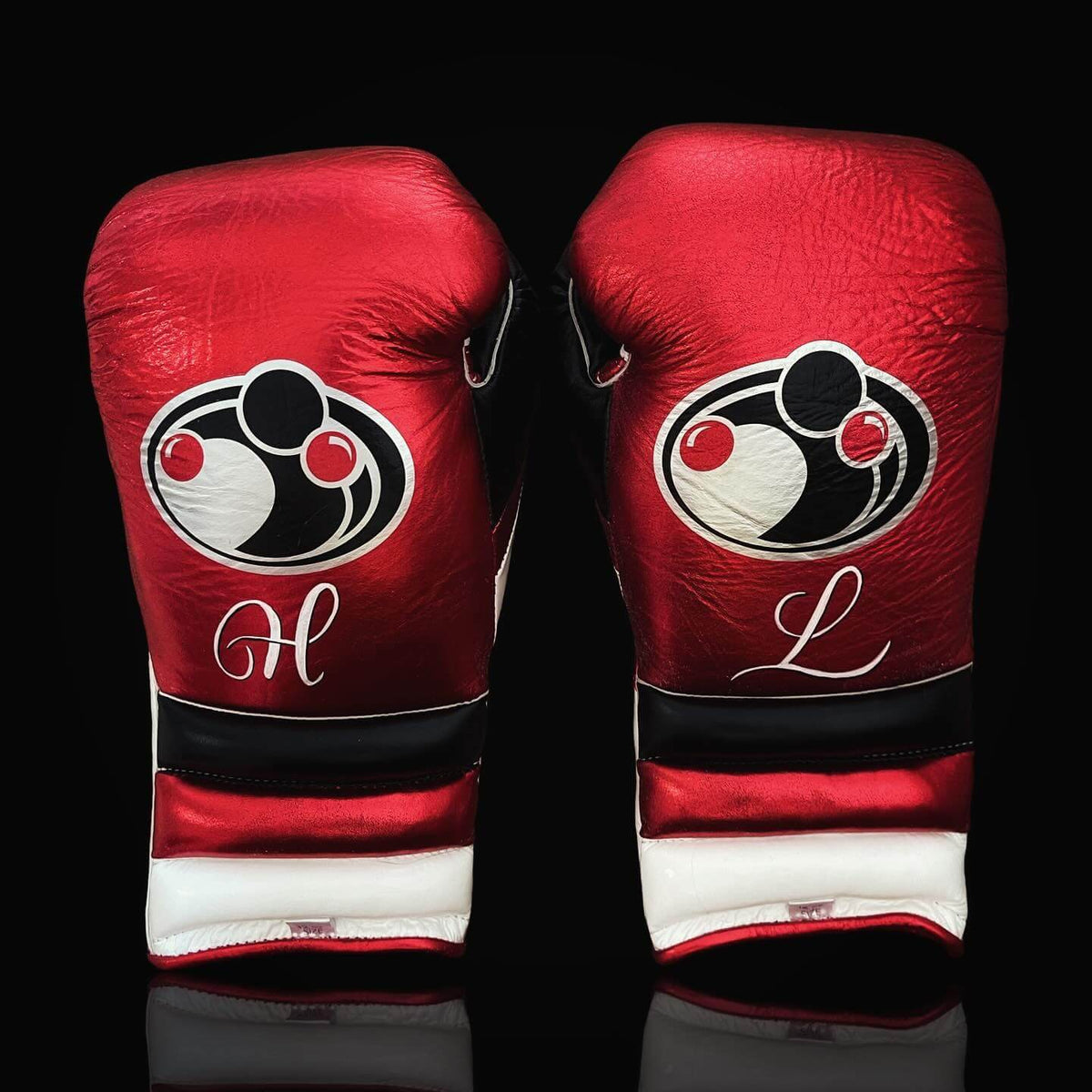 Grant Boxing Gloves Red/White/Black 14oz Leather Training Gloves Back View