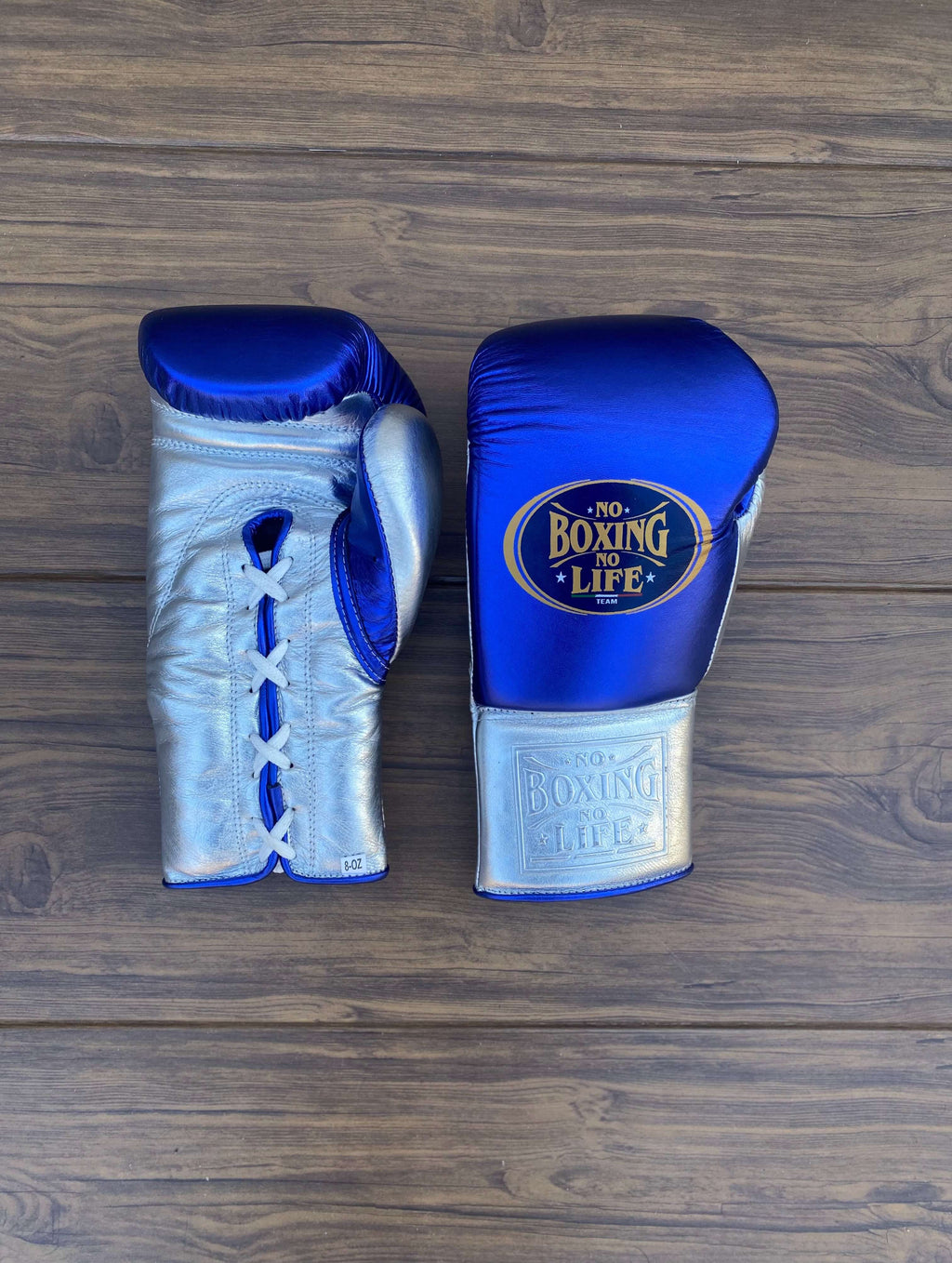 No Boxing No Life Gloves Blue/Silver Leather Gloves Front View