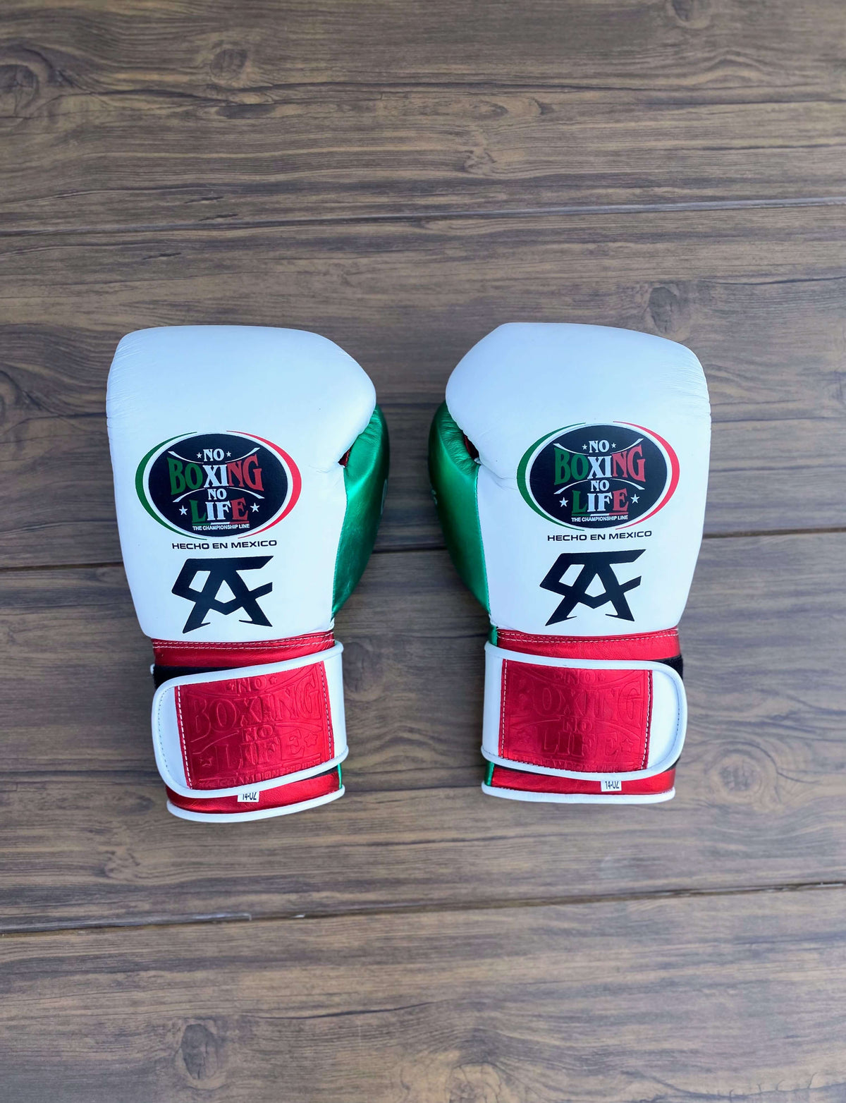 No Boxing No Life Gloves White/Green/Red Curved Leather Gloves Back View