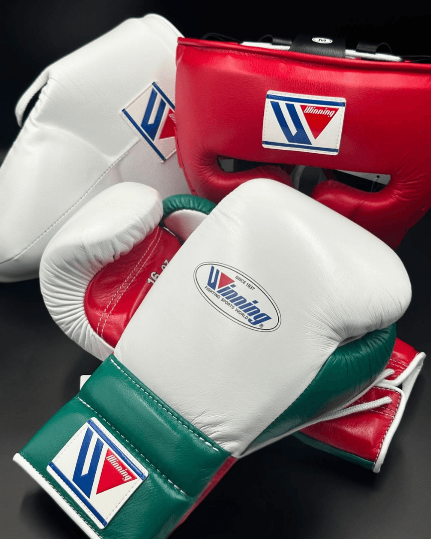 Winning White/Red/Green Full Boxing Set Gloves Headguard Groin Guard